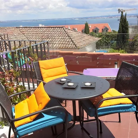 Apartments Uppe Villa Lisbon Exterior photo